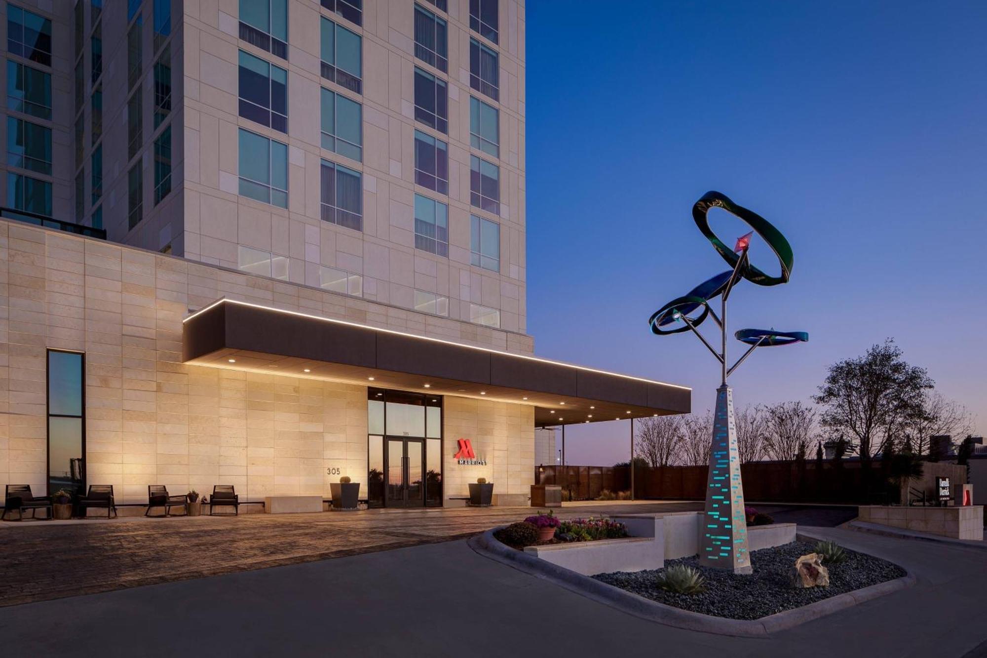 Odessa Marriott Hotel & Conference Center Exterior foto